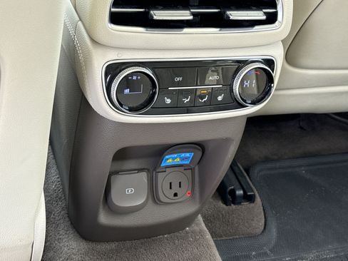 Used 2021 Genesis GV80 3.5T w/ Advanced Package 06 image 11