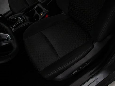 Used 2019 Nissan Rogue SV image 28