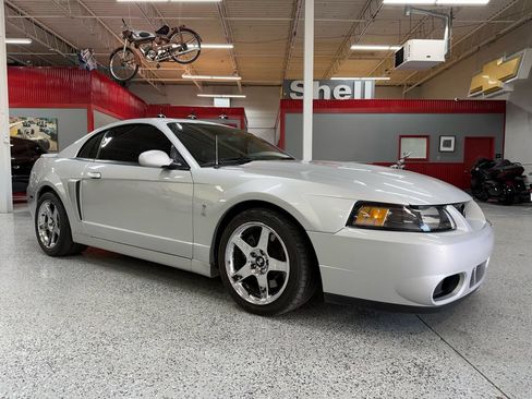 Used 2003 Ford Mustang Cobra RWD image 8