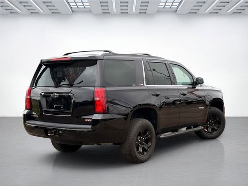 Used 2017 Chevrolet Tahoe LT w/ Z71 Midnight Edition AWD/4WD image 6