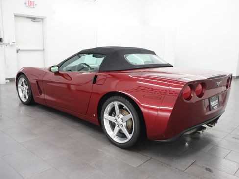 Used 2006 Chevrolet Corvette Convertible w/ Preferred Equipment Group RWD image 4