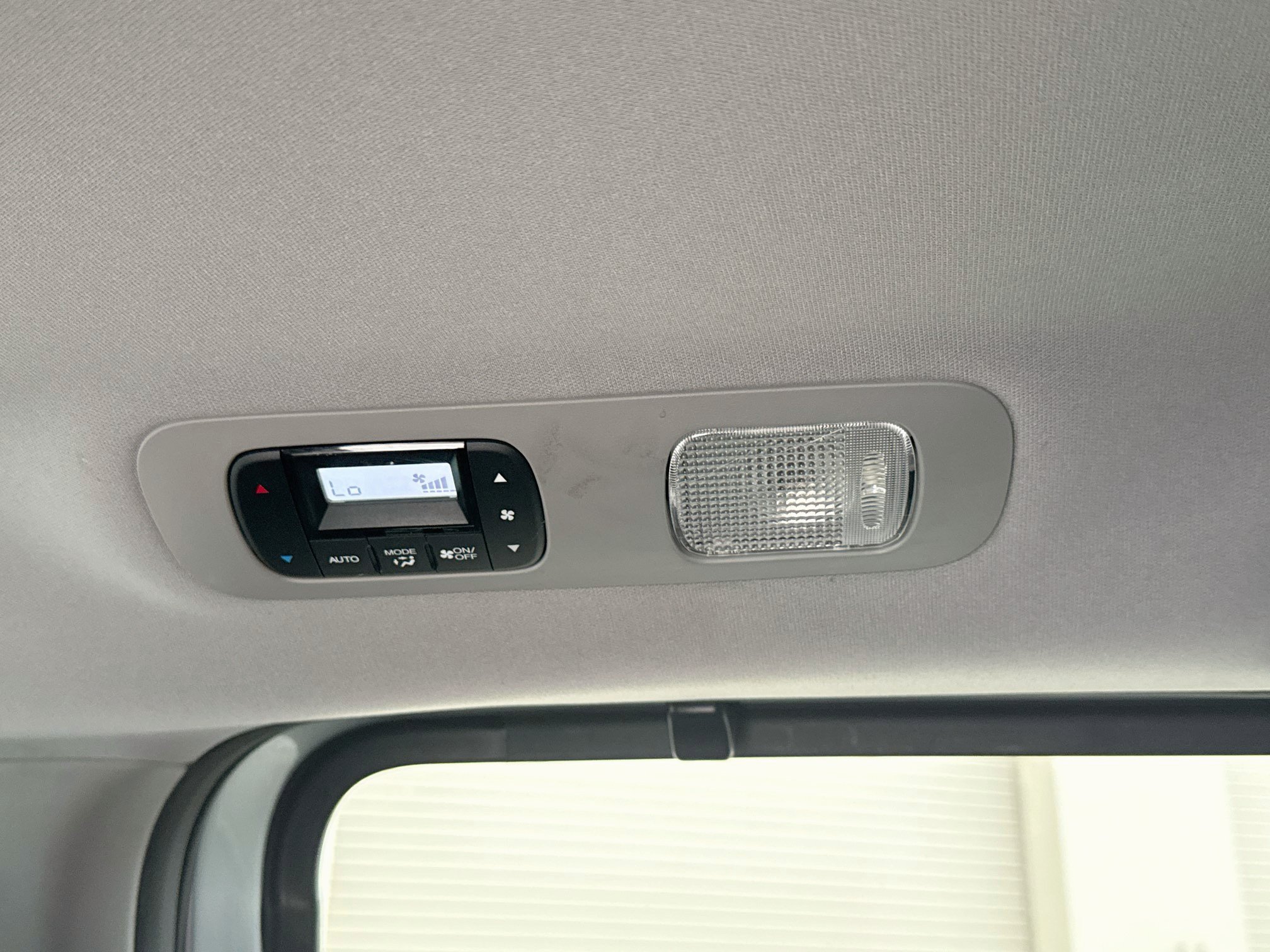 Used 2023 Honda Odyssey Touring image 23