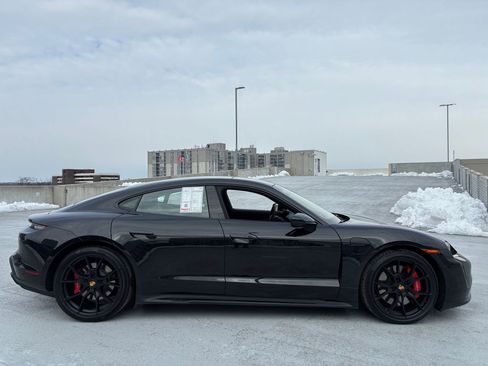 Used 2023 Porsche Taycan GTS image 8