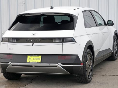 Used 2024 Hyundai Ioniq 5 SEL image 50