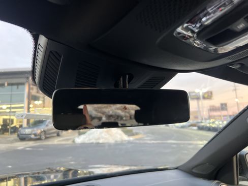 Used 2022 Mercedes-Benz GLB 250 4MATIC image 27