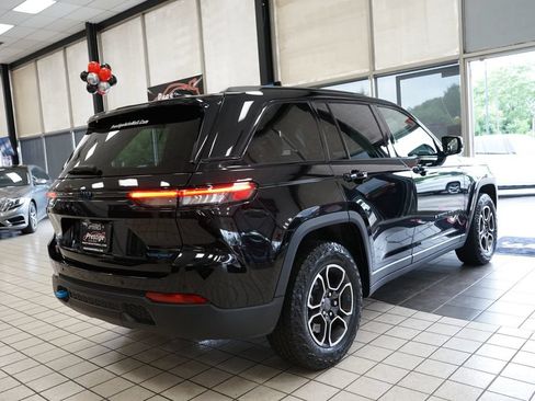 Used 2023 Jeep Grand Cherokee Trailhawk AWD/4WD image 18