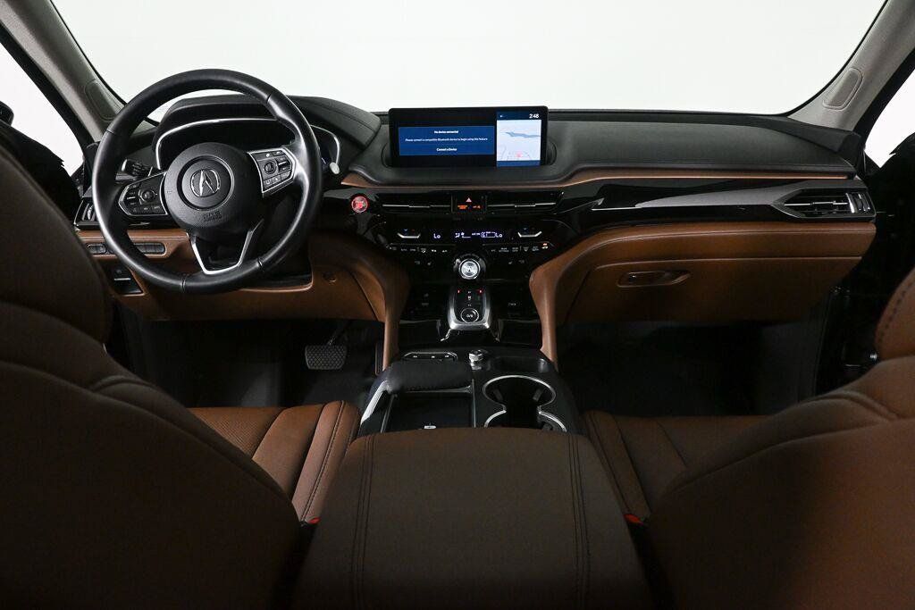 Used 2023 Acura MDX w/ Technology Package FWD image 32