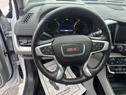 Used 2022 GMC Terrain SLT w/ Infotainment Package II image 27