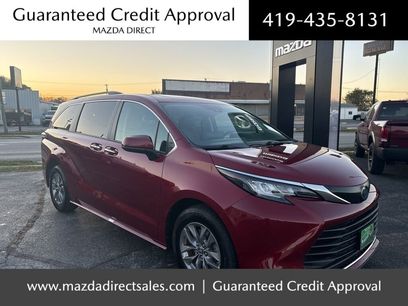 Used 2023 Toyota Sienna XLE