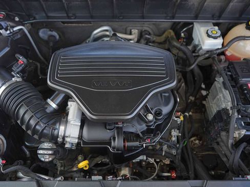 Used 2019 GMC Acadia SLT image 9