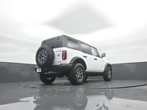 New 2025 Ford Bronco Badlands image 36