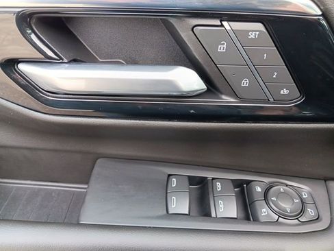 Used 2025 Chevrolet Tahoe RST w/ RST Capability Package image 41