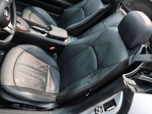 Used 2008 BMW Z4 3.0i RWD image 7