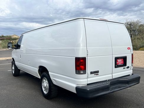 Used 2012 Ford E-350 and Econoline 350 Extended Super Duty w/ PWR Group image 3