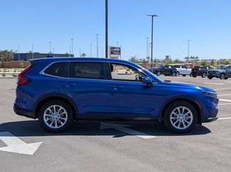 Used 2023 Honda CR-V EX-L video 4