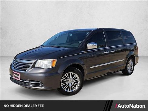 Used 2015 Chrysler Town & Country Touring-L w/ Driver Convenience Group FWD image 1