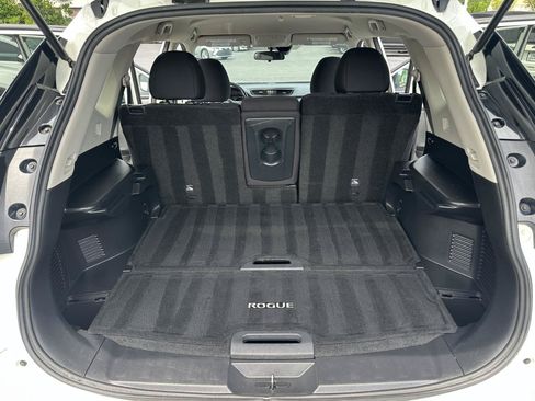 Used 2019 Nissan Rogue S w/ Special Edition Package AWD/4WD image 35