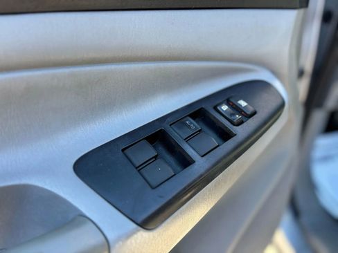 Used 2014 Toyota Tacoma 4x4 Double Cab w/ TRD Sport Package image 12