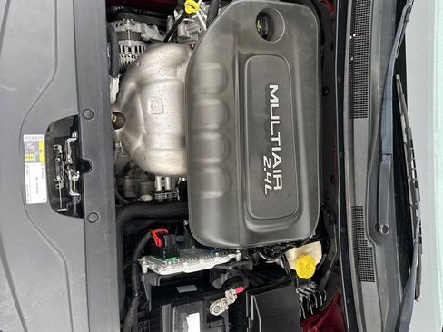 Used 2016 Chrysler 200 S image 21