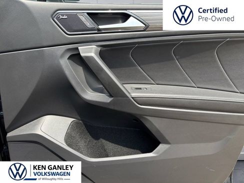 Used 2022 Volkswagen Tiguan SEL R-Line AWD/4WD image 27