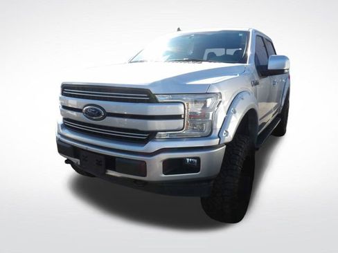 Used 2019 Ford F150 Lariat w/ Equipment Group 502A Luxury image 2