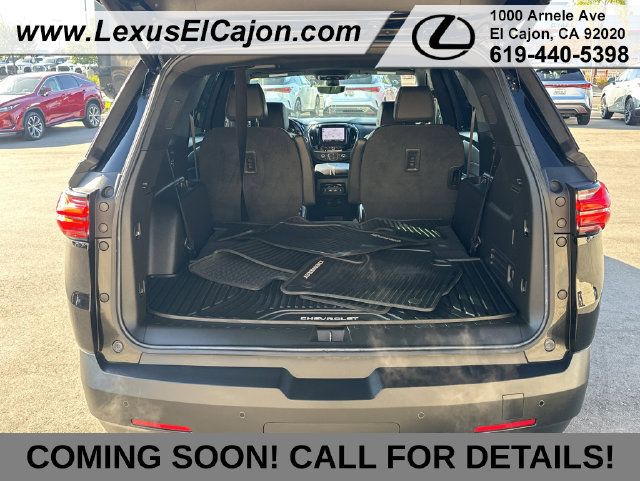 Used 2022 Chevrolet Traverse RS w/ LPO, Cargo Package FWD image 19