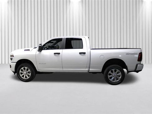 New 2026 RAM 2500 Big Horn AWD/4WD image 7