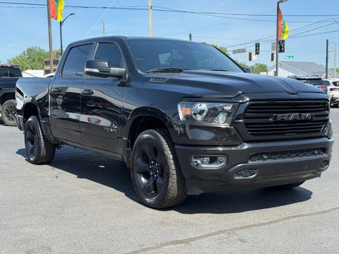 Used 2019 RAM 1500 Big Horn AWD/4WD image 2