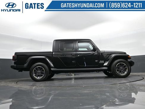 Used 2022 Jeep Gladiator Overland w/ Popular Equipment Package image 44