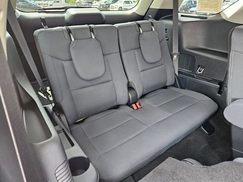 Used 2025 Ford Explorer Active RWD image 14