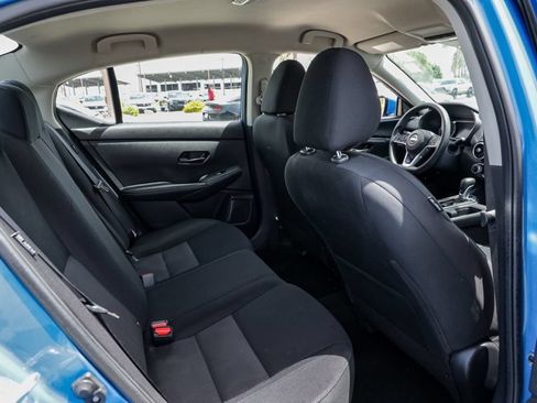 Used 2024 Nissan Sentra SV FWD image 23