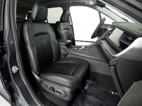 Used 2023 Jeep Grand Cherokee 4WD 4xe image 25