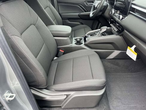 New 2026 GMC Canyon Elevation w/ Convenience Package image 14