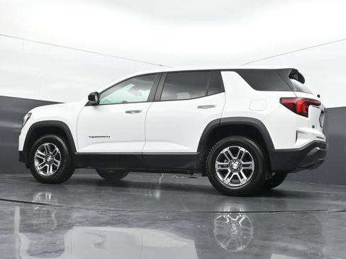 Used 2025 GMC Terrain Elevation AWD/4WD image 37