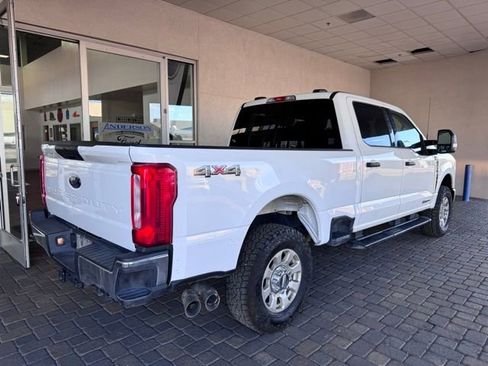 Used 2024 Ford F250 XLT image 4