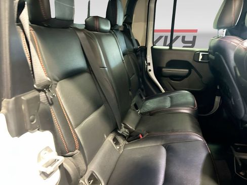 Used 2022 Jeep Gladiator Mojave w/ Trailer Tow Package AWD/4WD image 26