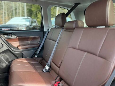 Used 2018 Subaru Forester 2.5i Touring image 5