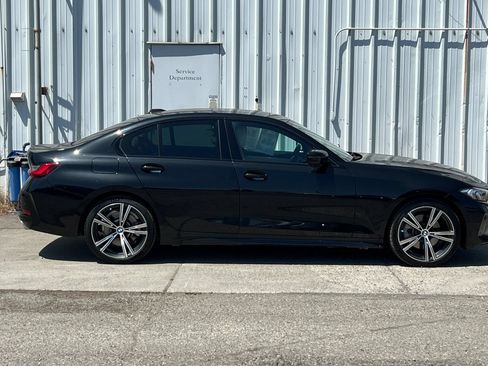 Used 2023 BMW 330i Sedan w/ Premium Package RWD image 3