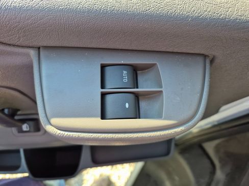 New 2025 Chevrolet Express 3500 w/ Power Convenience Package image 13