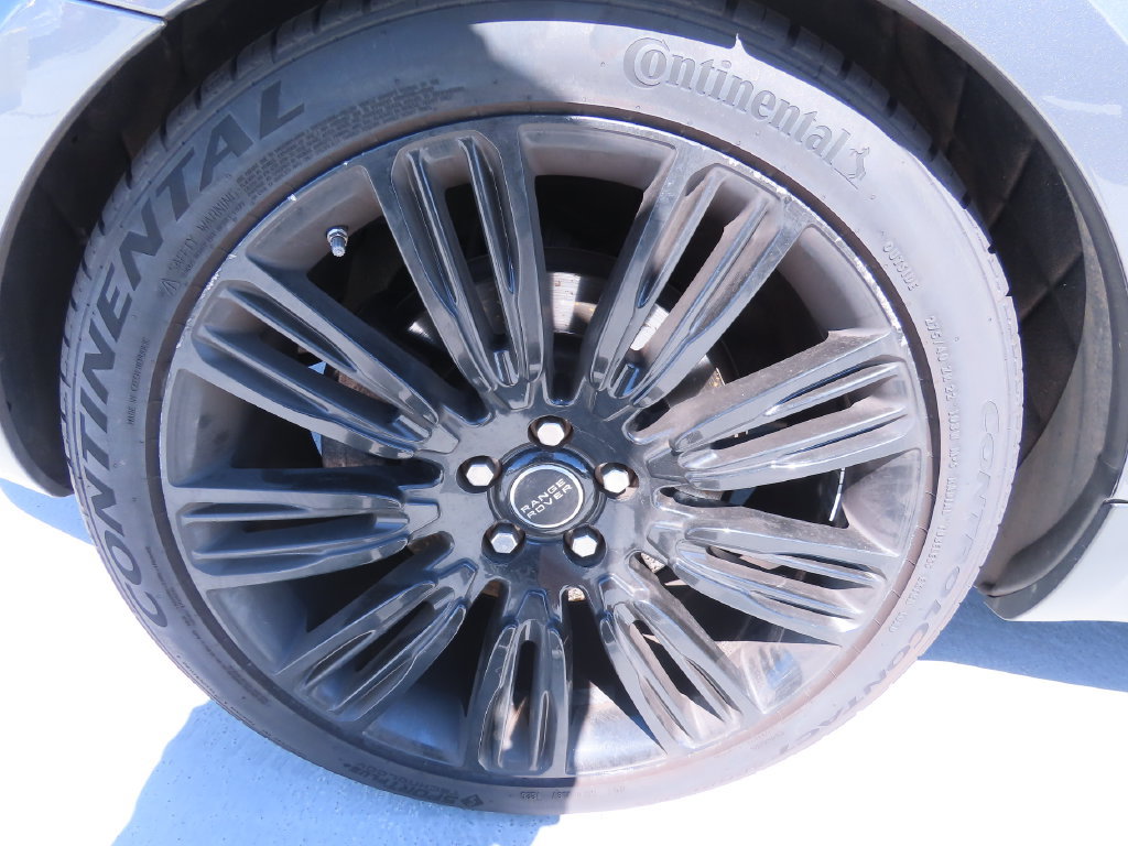 Used 2016 Land Rover Range Rover Sport HSE AWD/4WD image 17