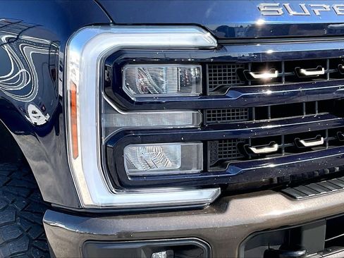 Used 2024 Ford F250 King Ranch w/ FX4 Off-Road Package AWD/4WD image 25