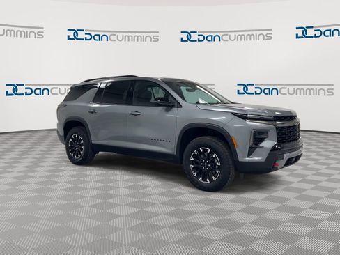 New 2026 Chevrolet Traverse Z71 w/ Driver Confidence Package image 2