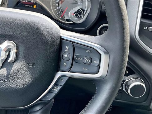 Used 2025 RAM 1500 Big Horn AWD/4WD image 12