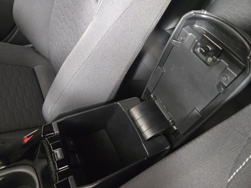 Used 2020 Toyota Corolla SE image 26