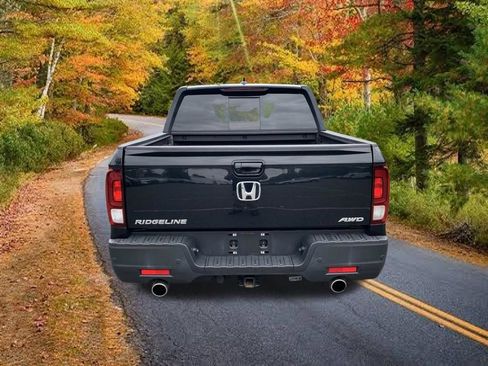 Used 2023 Honda Ridgeline RTL-E image 4