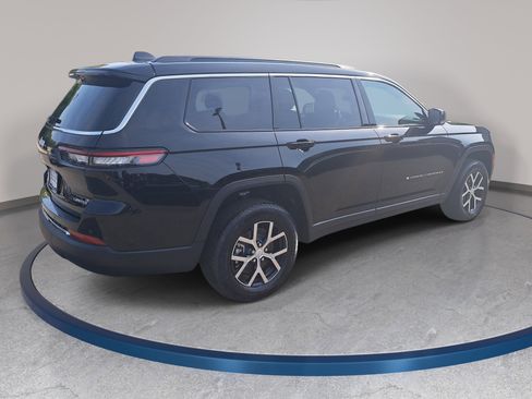 New 2025 Jeep Grand Cherokee L Limited AWD/4WD image 5