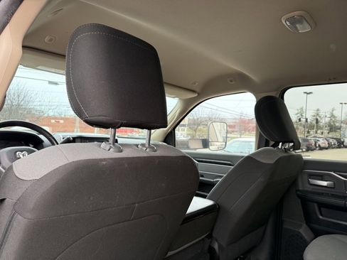 Used 2019 RAM 2500 Big Horn image 25