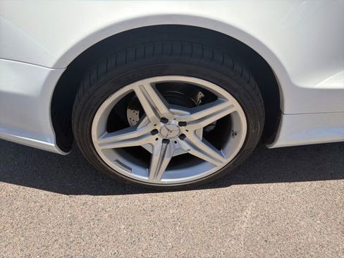 Used 2009 Mercedes-Benz SL 550 image 9