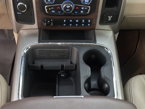 Used 2018 RAM 2500 Laramie w/ Convenience Group image 20