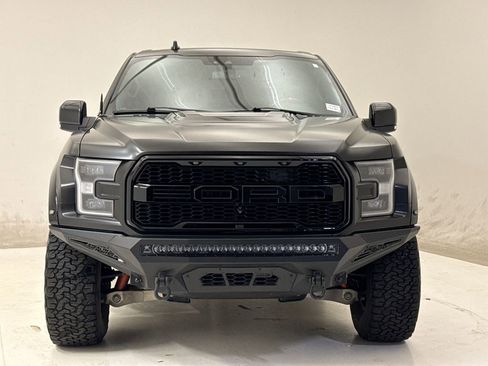 Used 2019 Ford F150 Raptor w/ Equipment Group 802A Luxury image 3
